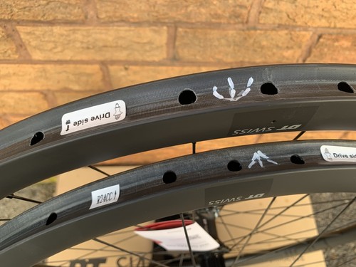 DT Swiss CRC 1100 Carbon Schlauchreifen Laufradsatz - Bild 5 von 8
