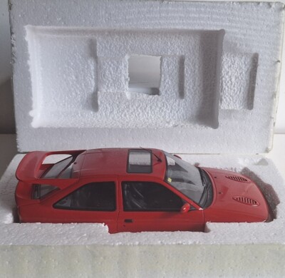 Ford Escort MK5 RS Cosworth 1992 Radiant Red 1:18 OttoMobile OT073