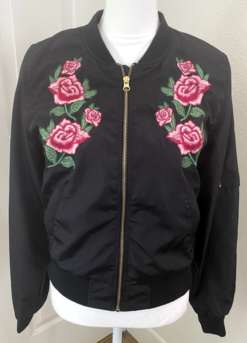 Charlotte Russe Black Embroidered Rose Flower Bomber Jacket Size Large - 第 1/8 張圖片