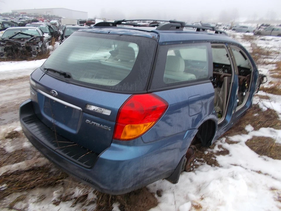 Cuarto de vidrio usado para: Subaru Legacy SW grado derecho A 2006 Foto 3 de 4
