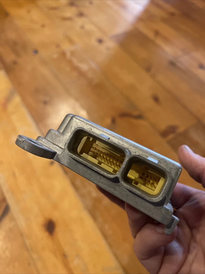 00-02 Chevy Suburban 1500 Chasis ECM 15071391 142735 Foto 3 de 4