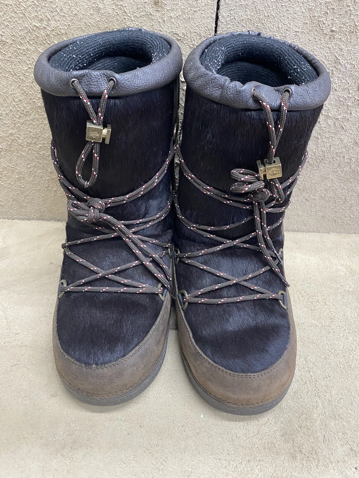 MONCLER BEAVER MOON SNOW BOOTS SIZE 42