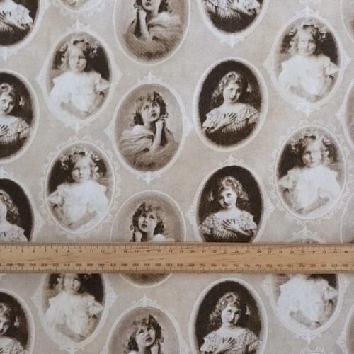 GORGEOUS Cotton Duck Canvas Vintage Cameo Girls Face Sepia Fabric Fat Quarter - Picture 3 of 3