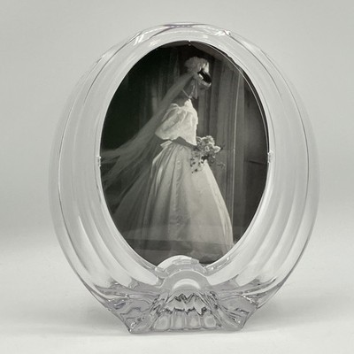 Vintage Heavy Crystal Mikasa Concentric Picture Frame Holds 6.75 X 4.75 Oval