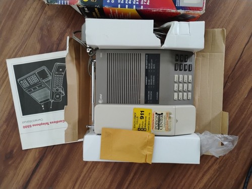 Vintage Retro AT&T 5500 Cordless Speakerphone Phone Telephone Untested For Parts - Zdjęcie 3 z 7