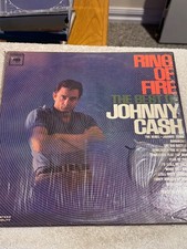 Johnny Cash - Ring of Fire The Best of Johnny Cash LP - GOOD CONDITION!!