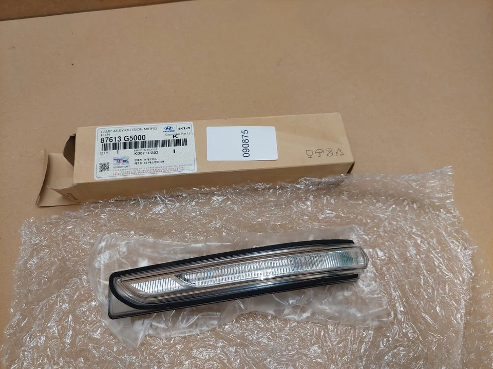 Kia Niro Left Side LED Mirror Turn Signal Light 87613G5000 2017-2020 Genuine NEW - Image 2 of 4