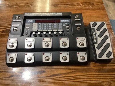 DigiTech RP1000 Multi-Effects Guitar Effect Pedal with power supply