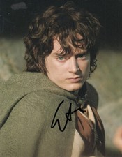 Lord Of The Rings [FRODO] Elijah Wood HAND Signed 10x8 Photo SEE VIDEO PROOF [1]