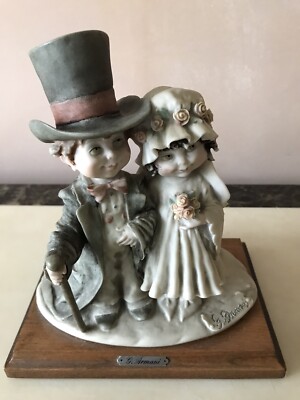  1982 vintage Capodimonte  Florence Giuseppe Armani Bride/Groom figure  