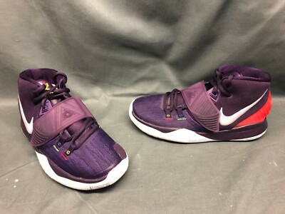Nike Boys Grade-School Kyrie 3 GS Athletic Sneakers White Size 4Y D US