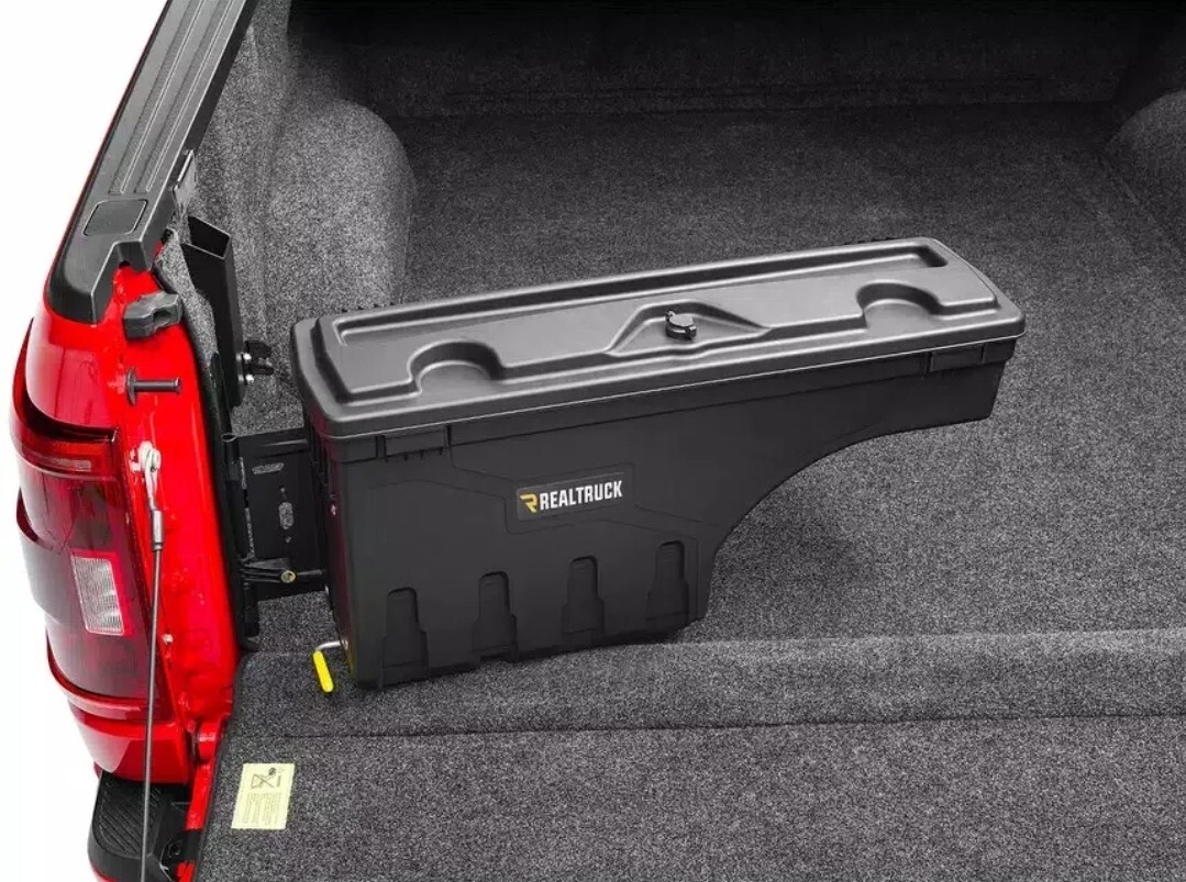 UnderCover 07-20 Toyota Tundra Drivers Side Swing Case Color