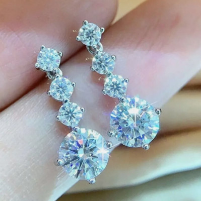 Damen Verlobungs Ohrringe 14K Weißgold D/VS 3,80Ctw Lab Created Diamant
