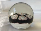 Vintage 3 Fiori Murano Italy Glass  Paperweight - presse papier .