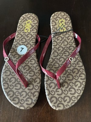 GBG Los Angeles Womens Flip Flops Sandals Brown Fabric & Burgundy Straps Size 7M