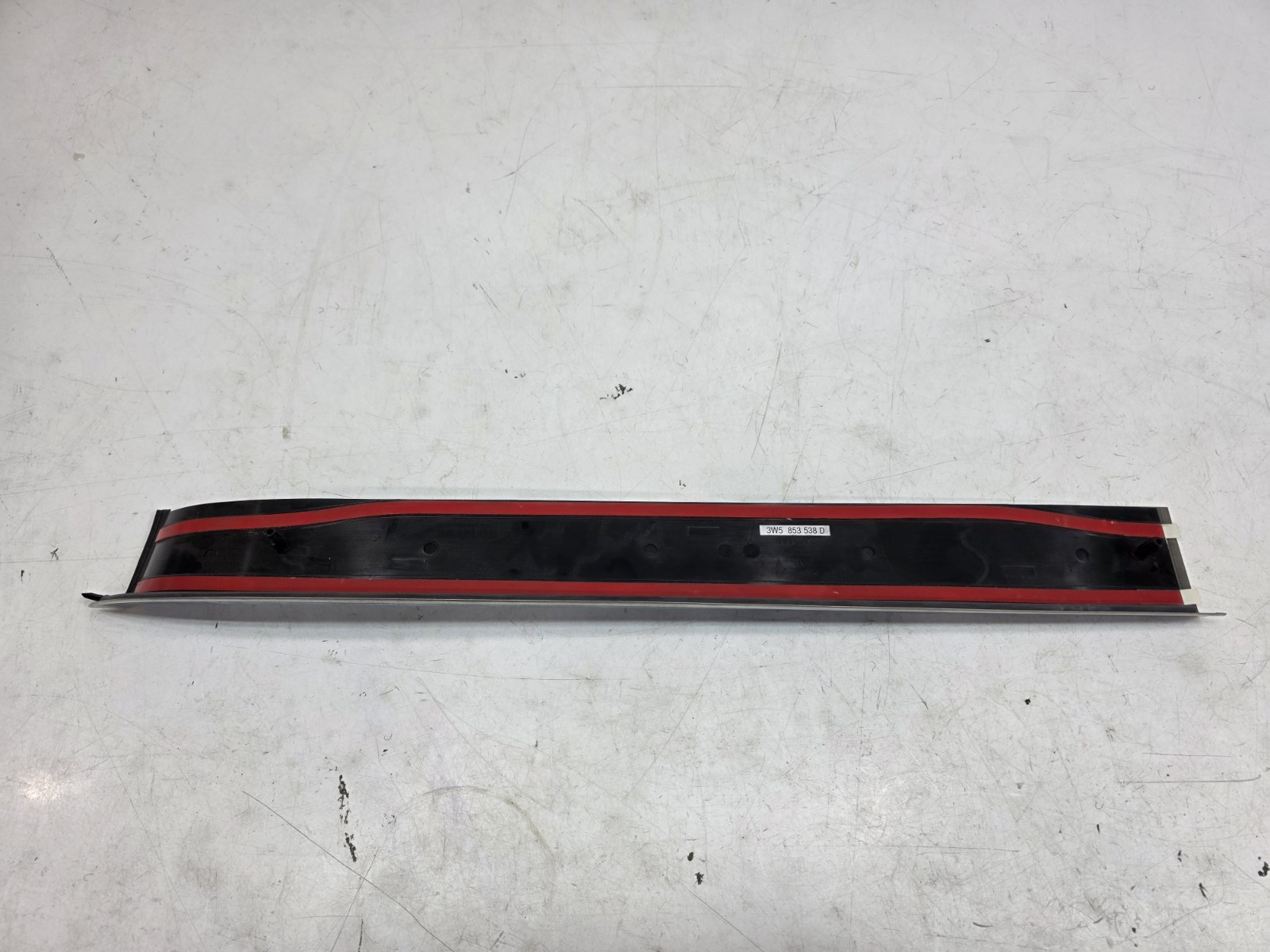 Bentley Flying Spur Front Right Scuff plate P/N 3W5853538D