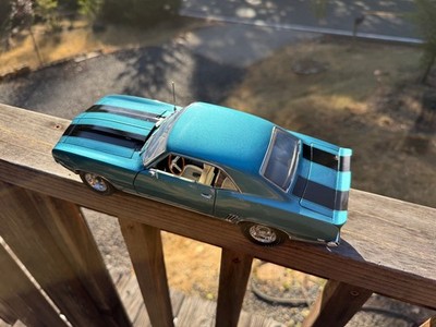 Highway 61 Acme 1:18 Scale 69 Camaro RS Z/28 in Beautiful Azure Turquoise