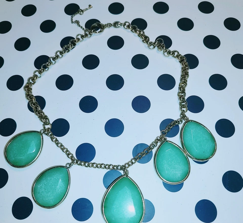 Collar Fossil 16" Oro Y Jadeíta Verde, Doble Lado Facetado Foto 3 de 4