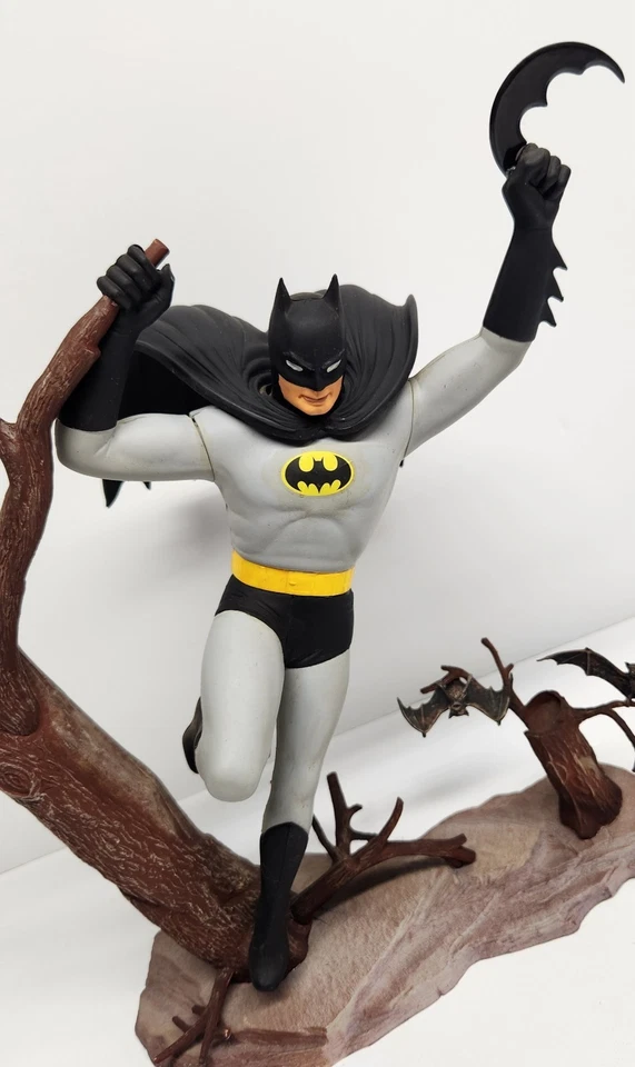 Kit Modelo 1/8 Revell Batman 1999 De Colección #85-3636 Reedición Años 60 Construido ¡BONITO! Foto 2 de 4