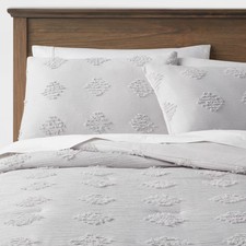 Threshold Tufted Comforter Set Solid Year-Round Fabric