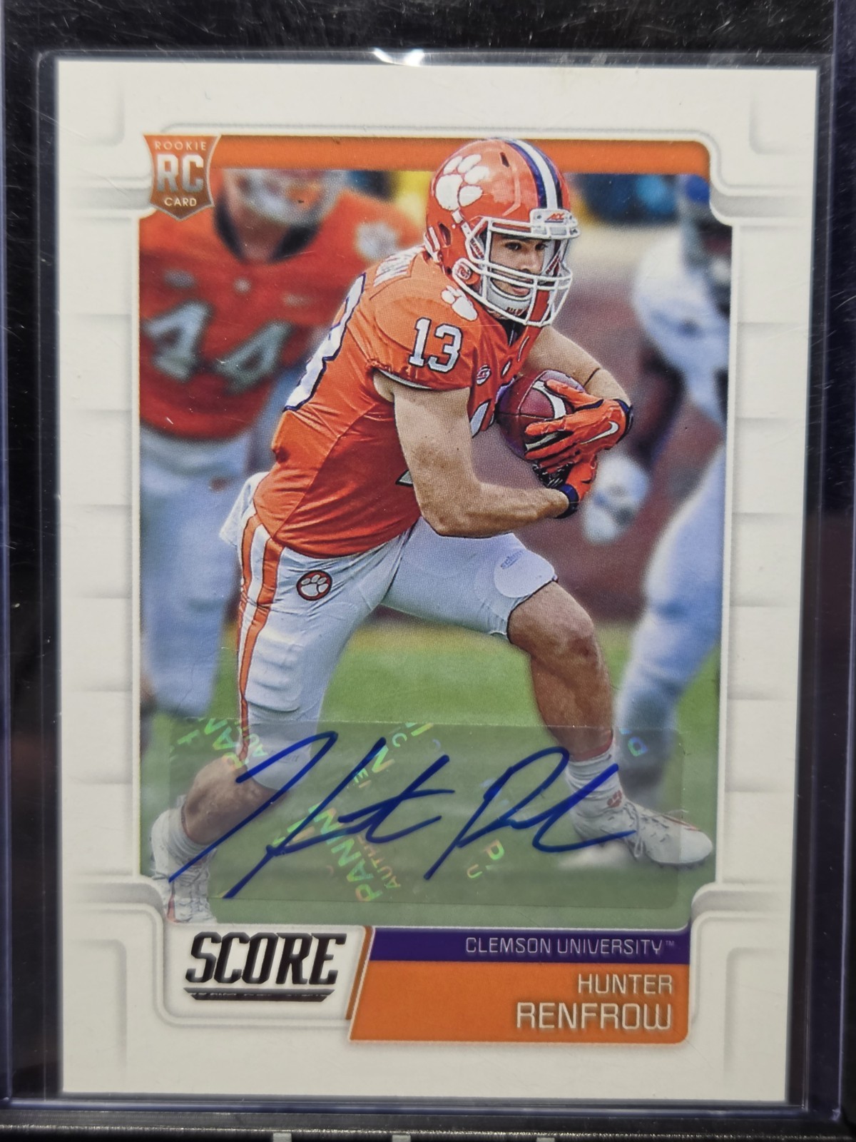 2019 Score - Rookies Hunter Renfrow #385 Signatures (AU, RC)