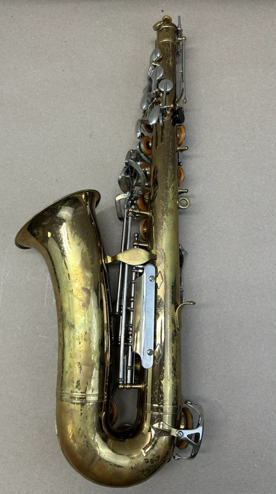 Solo cuerpo de saxofón alto Selmer Bundy II Foto 2 de 4