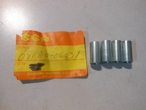 SPACER, UPPER *{N}*