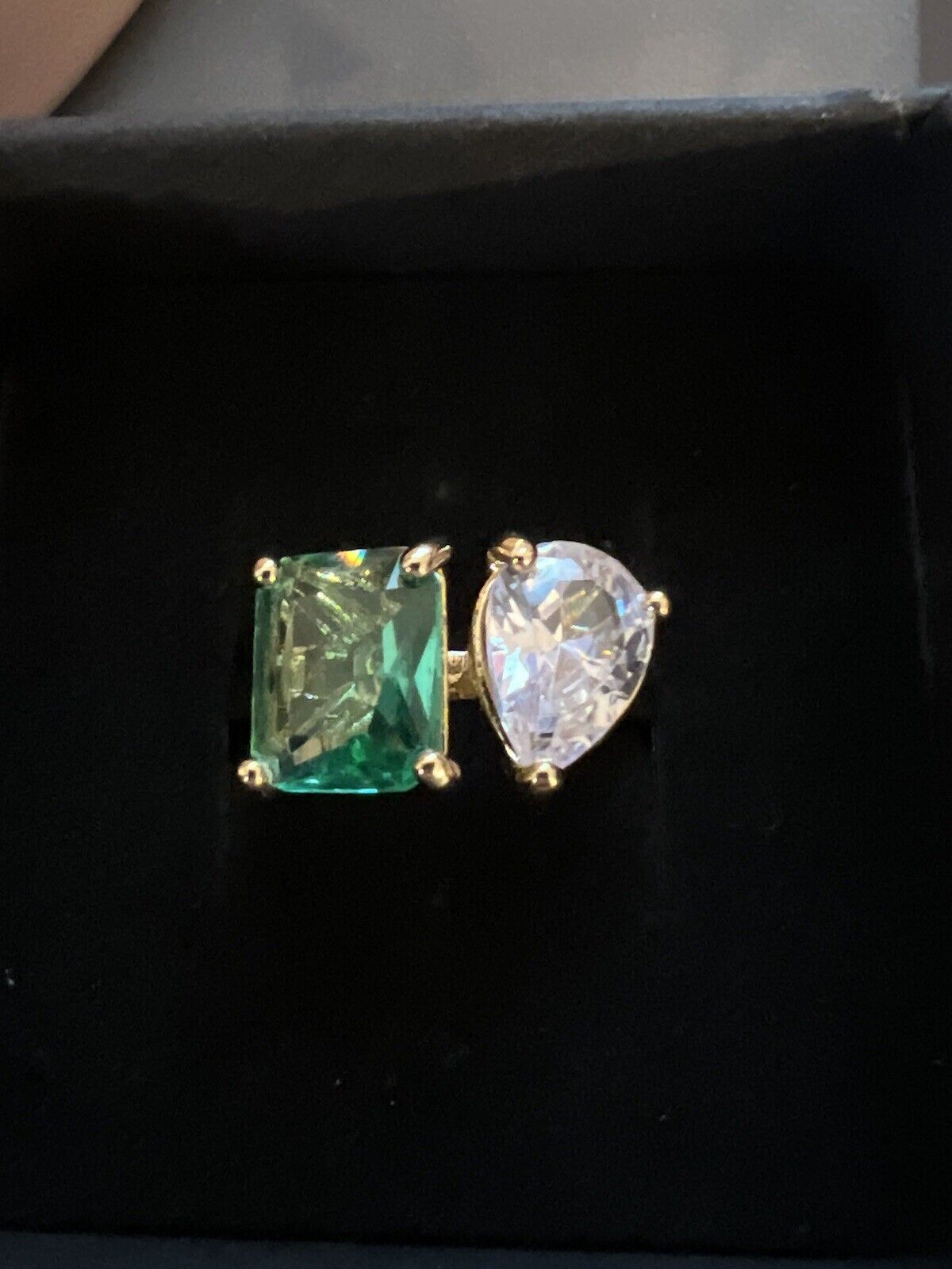 Picture 3 of 4