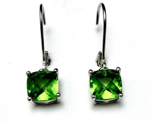 E90808LG Forest Green Helenite Cushion Cut 8mm Sterling Silver Dangle Earrings - Imagen 3 de 4
