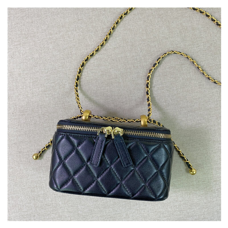 Quilted Lambskin Leather Vanity Case Adjustable Chain Quilted Lambskin Leather Vanity Case Adjustable Chain
