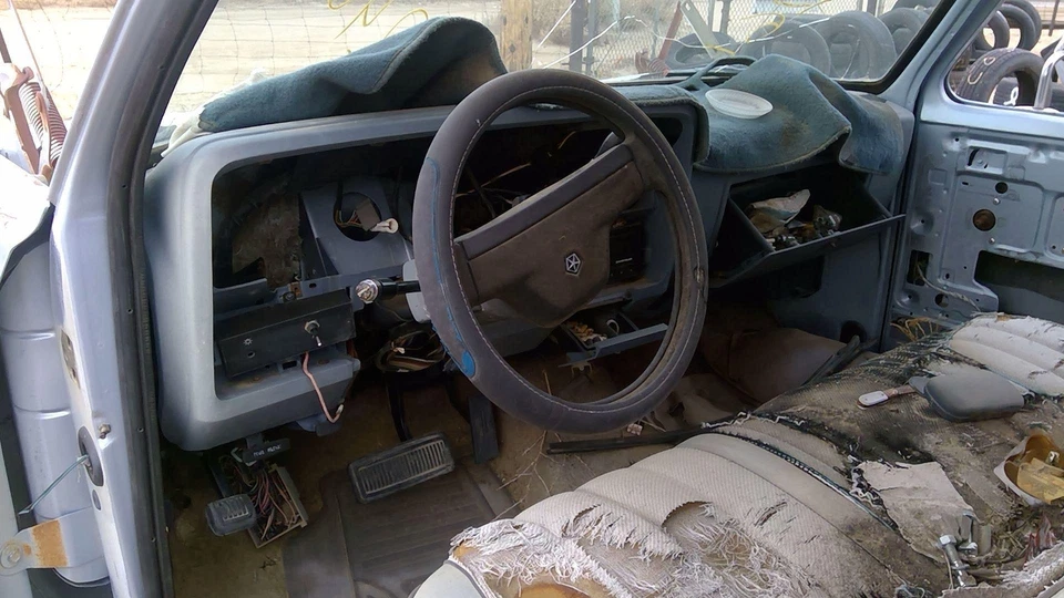 Dodge Ram D100 1972-1989 conductor delantero izquierdo brazo de control inferior OEM brazo A 4x2 2x2 Foto 3 de 4