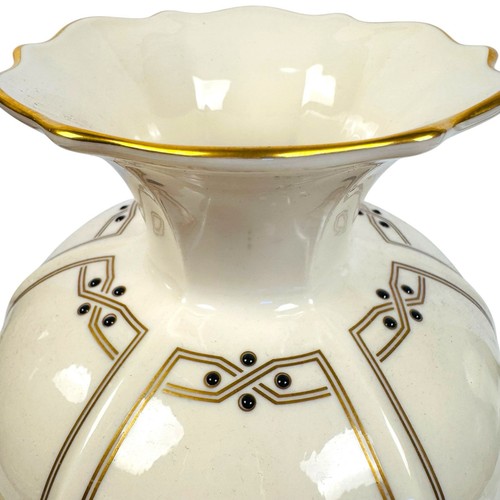 Vintage Lenox Vanguard Collection Ivory & Gold Trim Vase Porcelain 10"T USA - Picture 5 of 7