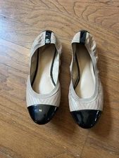 Kelly & Katie Flats Beige And Black Jolisa 9