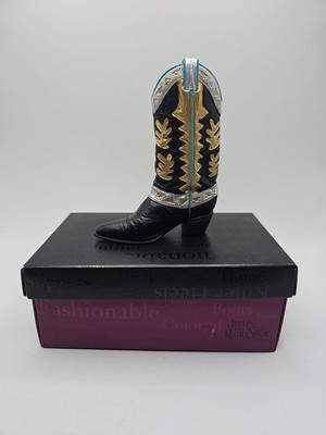 Just The Right Shoe By Raine 2000 Willitts Designs Mostly Matisse 25329