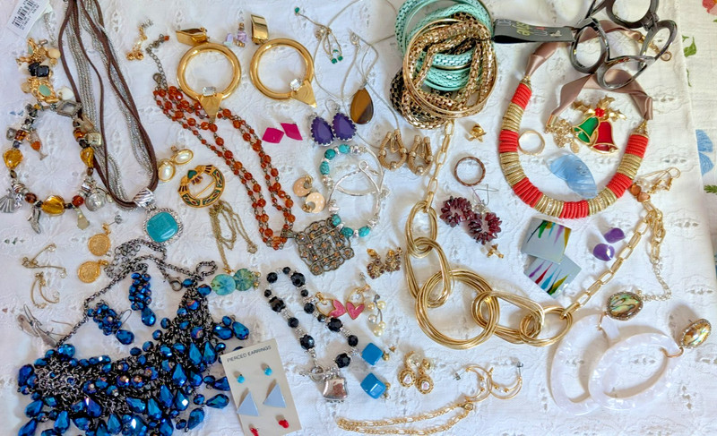 Vintage & Modern Lot -44 Jewelry Free Shipping Necklaces Earrings Bracelets #862