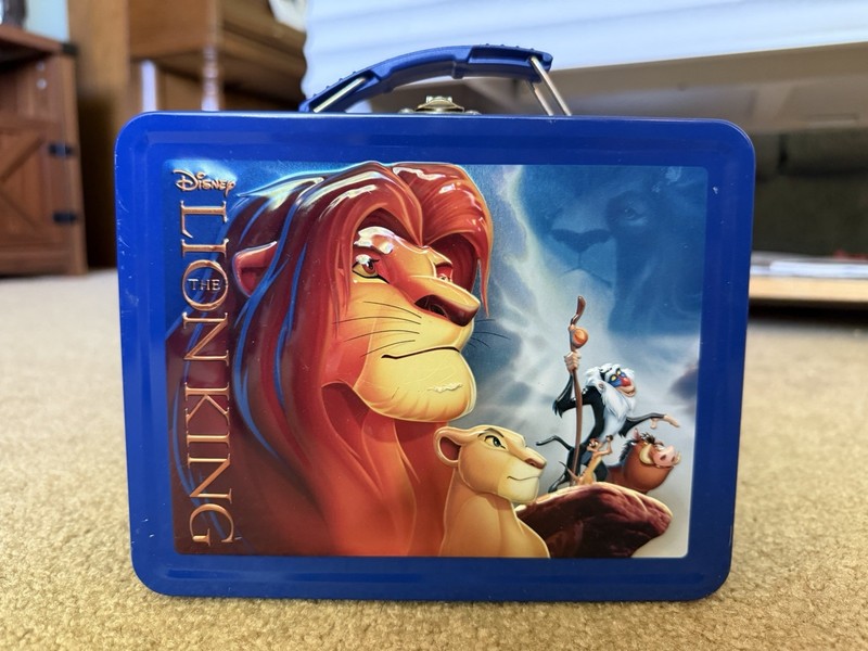 Disney Franchise The Lion King Blue Metal Lunchbox