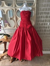 Victor Costa 80s Iconic Ruched Boned Drop Waist Red Taffeta Ballgown VTG 8 XS