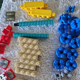 LEGO Star Wars: Midi-Scale Millennium Falcon (7778)