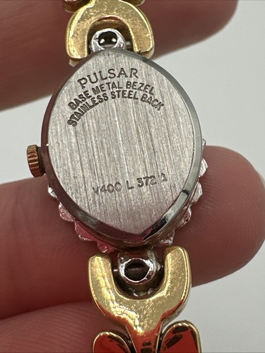 Vintage Pulsar Women V400 L372A Green Dial Gold Tone Watch 7 1/4" - Need Battery - Picture 2 of 22
