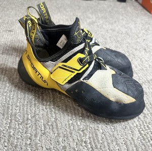 La Sportiva Solution Climbing Shoes Yellow Black Mens US 7.5 EU 40