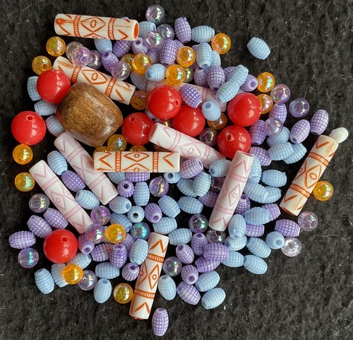 COSTUME JEWELLERY - Vintage Necklaces, Beads, Pendants, etc. - Picture 5 of 16