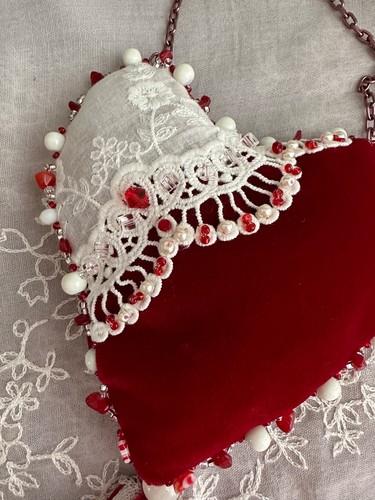 VELVET HEART, with TASSEL, beaded, RED, hanging, handmade reclaimed lace - Picture 6 of 16
