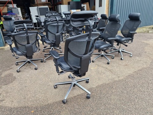 High Back Mesh Office Chair with Headrest. Over 100 in Stock. SEE VIDEO - Picture 24 of 24