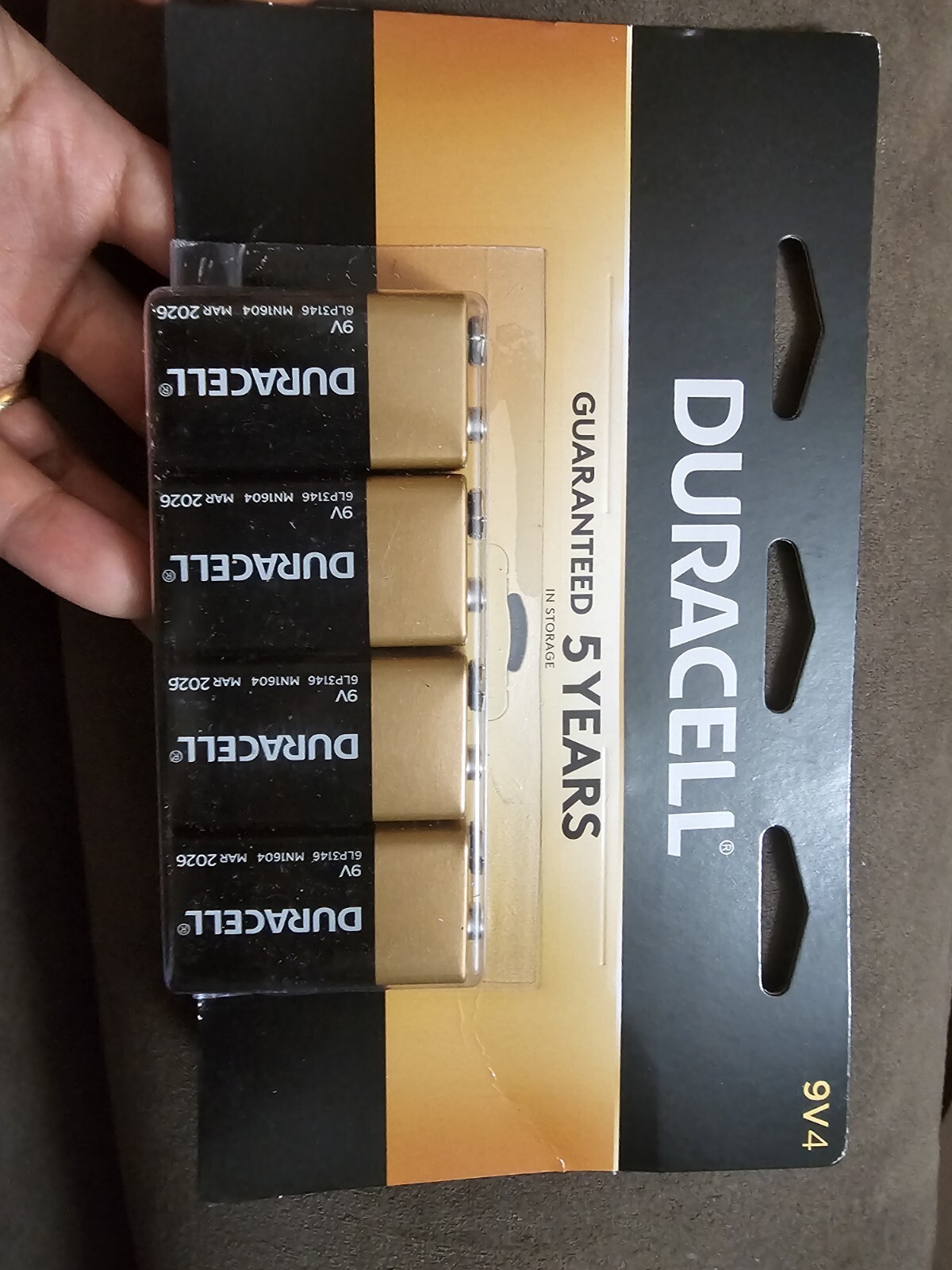 Duracell Coppertop 9V Battery, 8 Count Pack, 9Volt Battery with Long