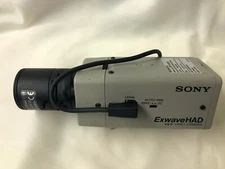 SONY SPT-M324 ExwaveHAD CCD Camera with w/ Lens Tamron Aspherical 2.8-12mm 1:1.4