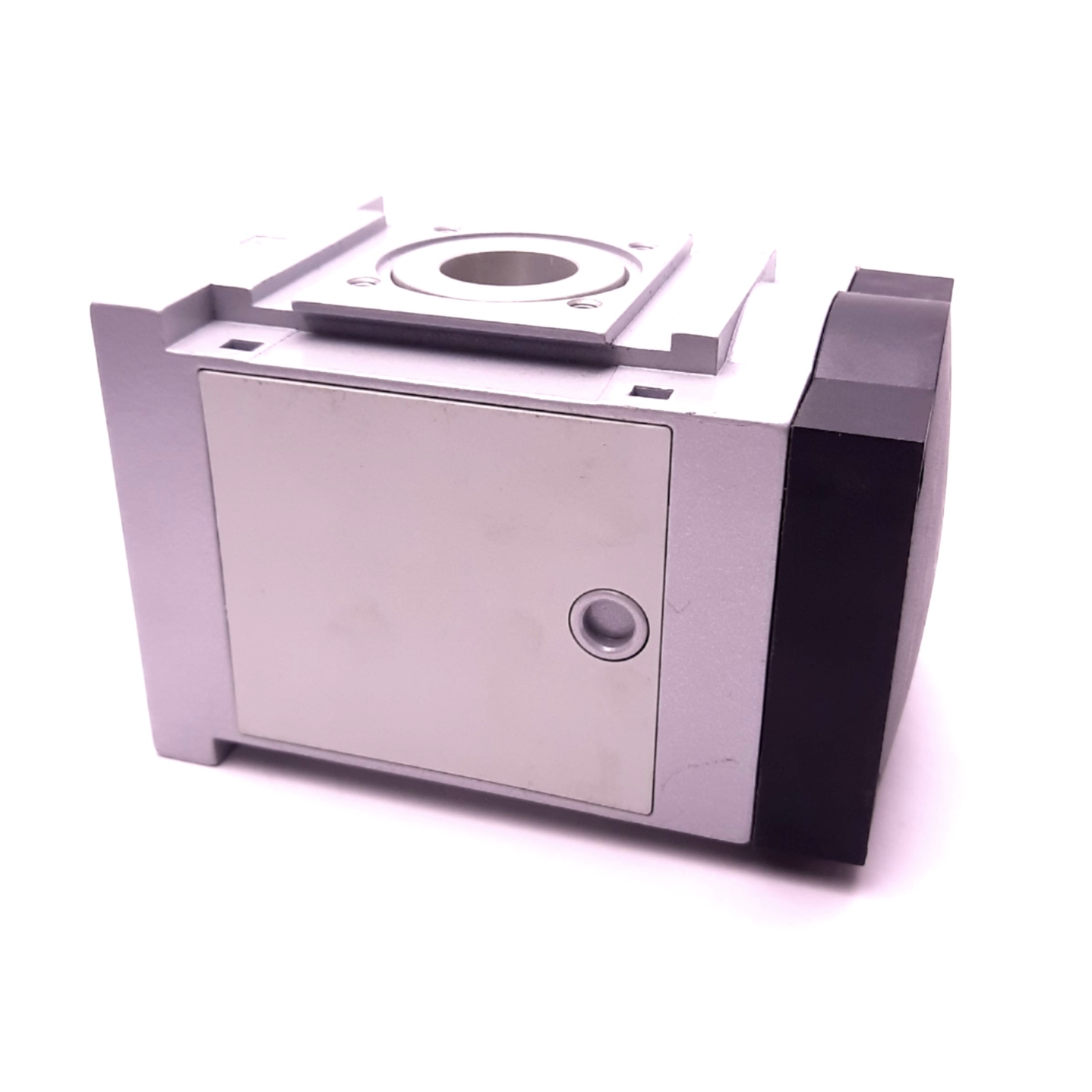 Festo SFAM905000LM2SAM12 Flow Sensor 1530VDC, 100mA, 16 Bar, 5000