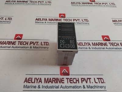 Taie FU86-701000 Digital PID Controller 50/60 Hz 6VA