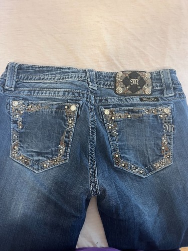 Miss Me Easy Skinny Mid Rise Bling Embellished Gr. 28 - Bild 7 von 9