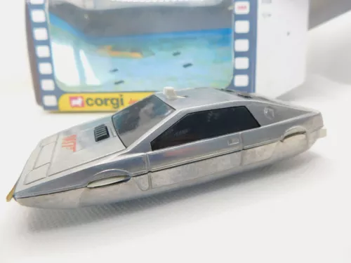 JUGUETES CORGI * LOTUS ESPRIT BAJO EL AGUA * JAMES BOND * 1:36 * CÓDIGO 3