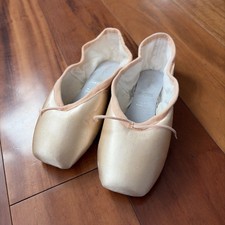Freed Studios II London E Ballet Pointe Shoes Insole S Size 3E 3 NEW